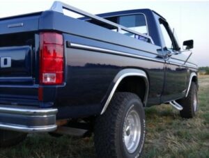 Silver and black 1986 Ford F150 Ranger Lariat regular cab 4x4, nicknamed Mein Laster, an entrant in the 2020 Virtual Truck Show.